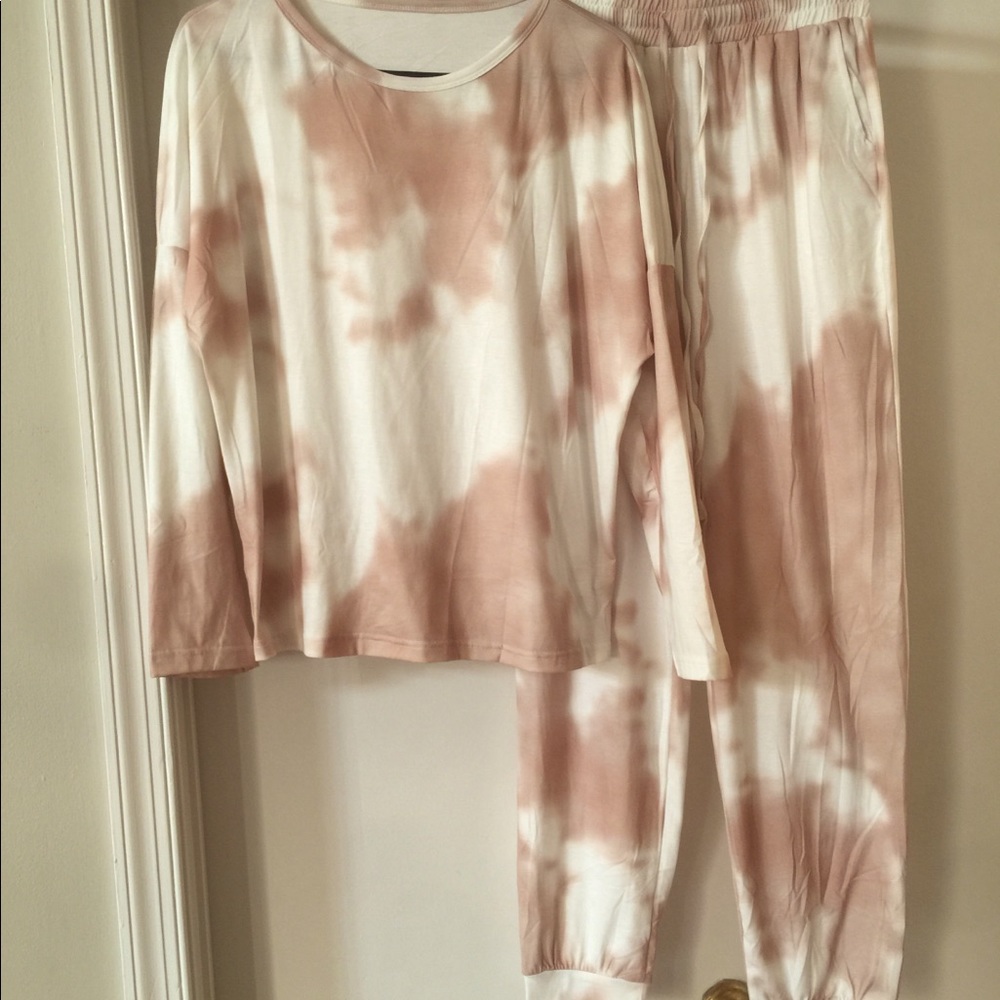 Pretty Garden Women’s Tye Dye Two Piece Lounge Set